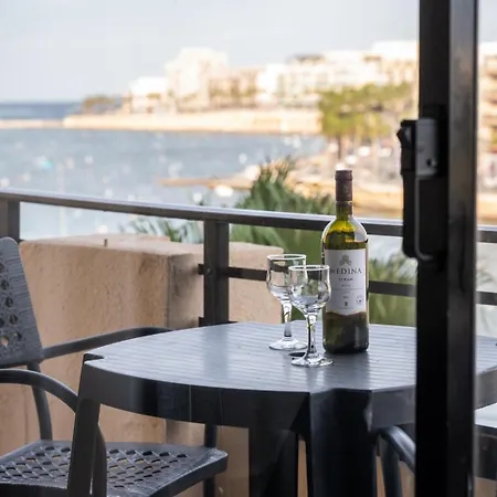 Seaview Escape Summer Nights 4*