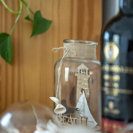 Seaview Escape Summer Nights ゲストハウス 3*