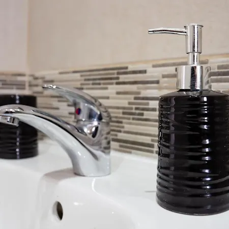 Seaview Escape Summer Nights マルサスカーラ