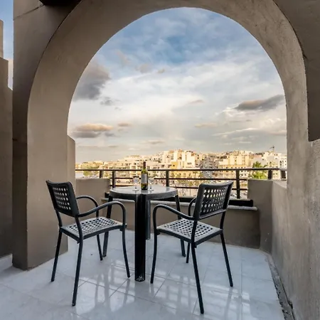 Seaview Escape Summer Nights