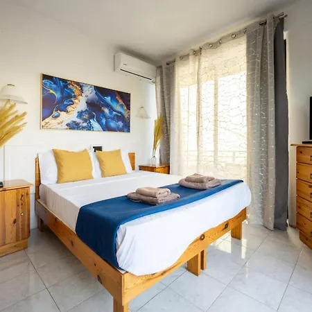 ゲストハウス Seaview Escape Summer Nights マルサスカーラ