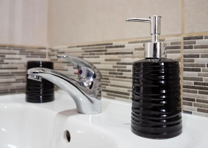 Seaview Escape Summer Nights Марсаскала