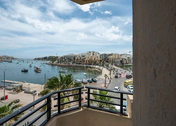 Seaview Escape Summer Nights Гостевой дом Марсаскала