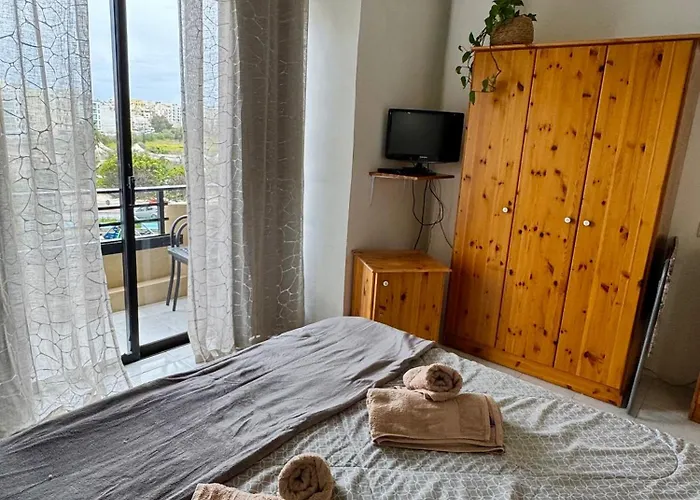 Seaview Escape Summer Nights Марсаскала