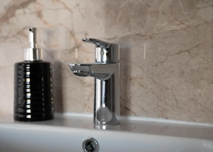 Seaview Escape Summer Nights Гостевой дом 3*