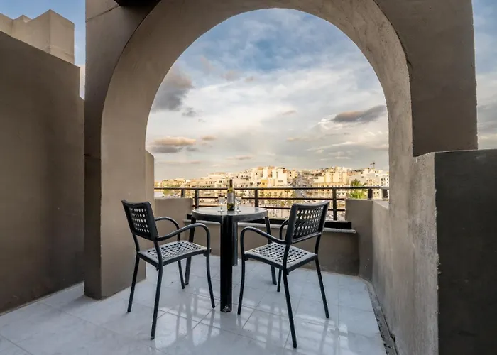 Seaview Escape Summer Nights